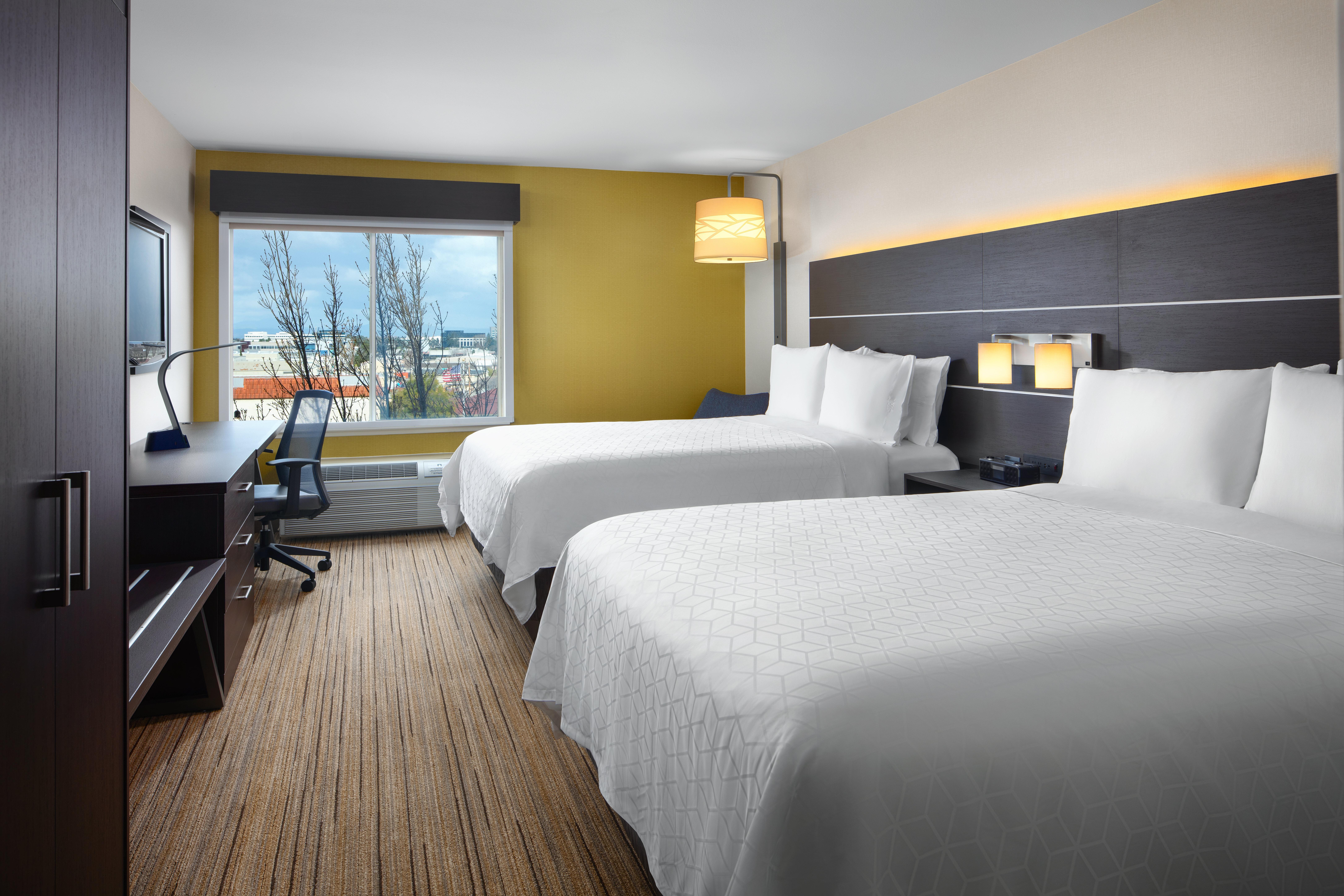 Holiday Inn Express Hotel & Suites Belmont By Ihg Exterior foto